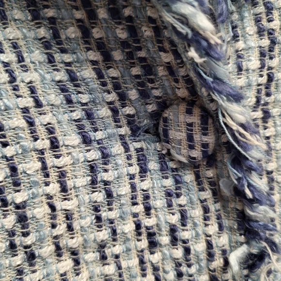 Louise Paris Blue White Tweed Blazer Frayed Hems Cropped Fit - Size L Juniors - Picture 3 of 5